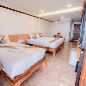 Deluxe Dreibettzimmer